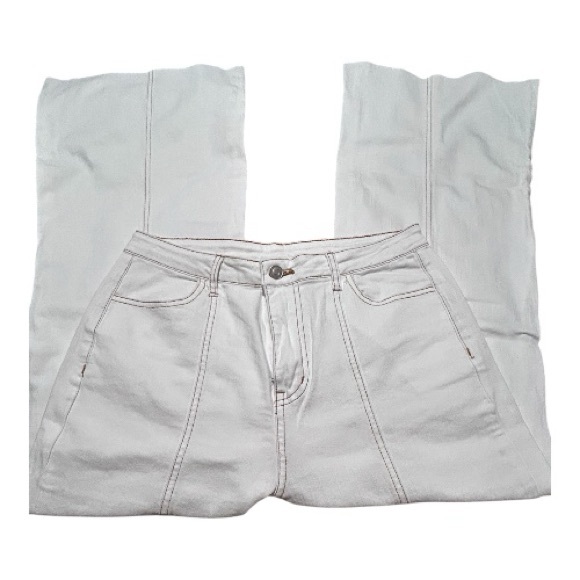 Wisteria Lane Denim - Wisteria Lane Size Large Women’s Off-White High-Waist Jeans. NWOT Wide-Leg Flare